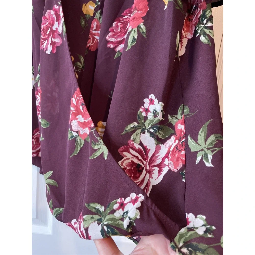 Faux Wrap Top Medium C Floral Purple Blouse Sheer Short Sleeve V-Neck‎ Feminine